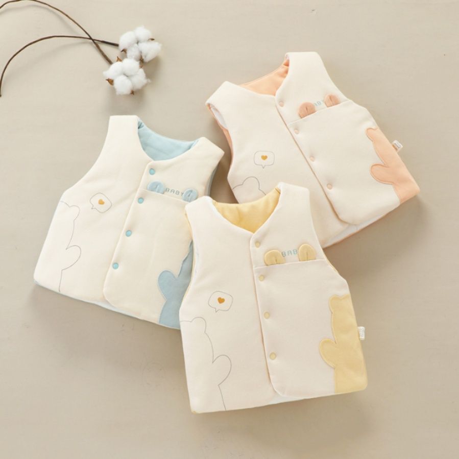 スリーパー 可愛いくま柄の赤ちゃん用厚手ベストスリーパー