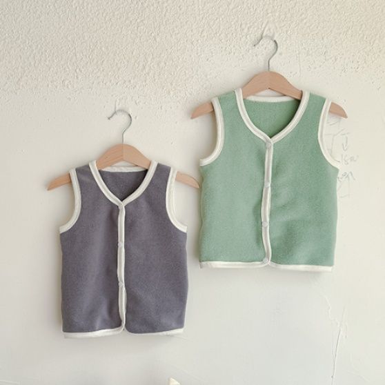 スリーパー ベビー用ノースリーブフリースベスト