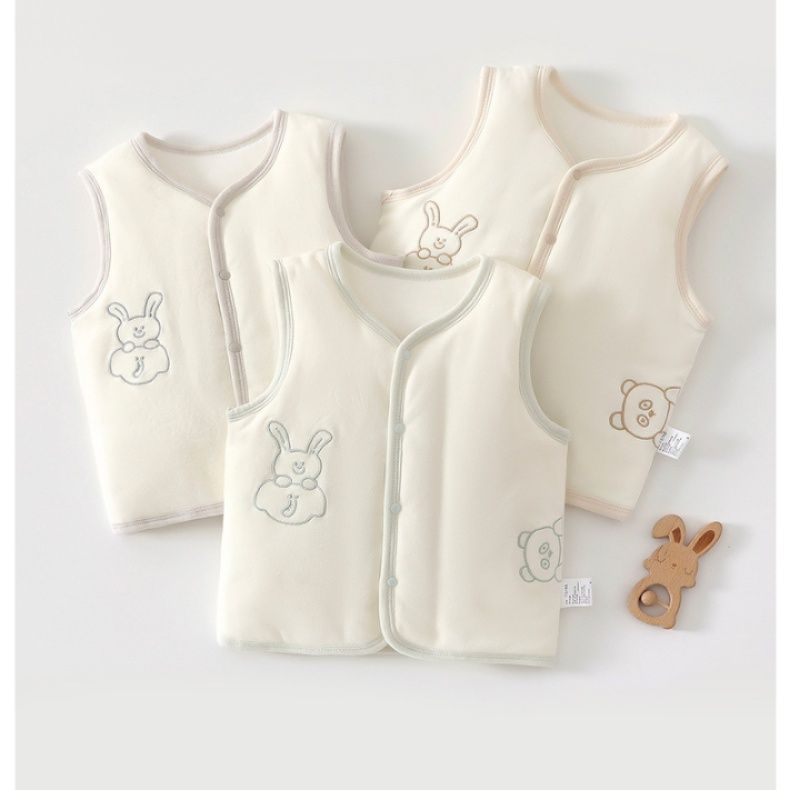 スリーパー 赤ちゃん用うさぎ刺繍入り厚手スリーパー