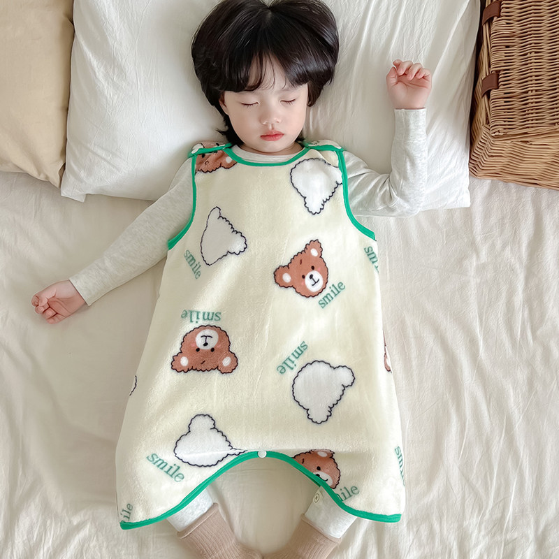 スリーパー くまさん笑顔柄ベスト型あったかスリーパー