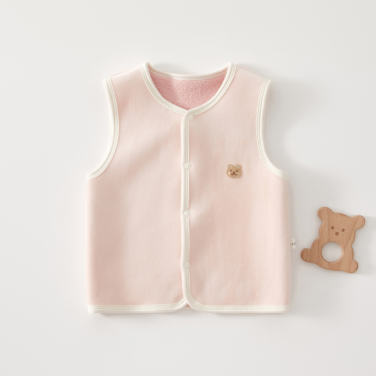 スリーパー くま刺繍入りふわふわ無地ベビースリーパーベスト