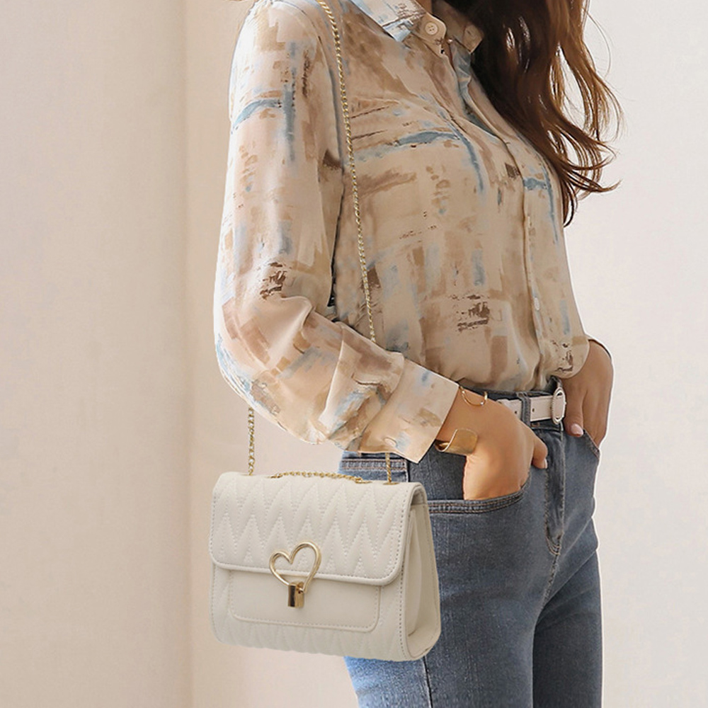 https://fulmo-img-server.com/slimshoulder/0187dfb2-77b0-4155-8291-ac235163a1f6.jpg