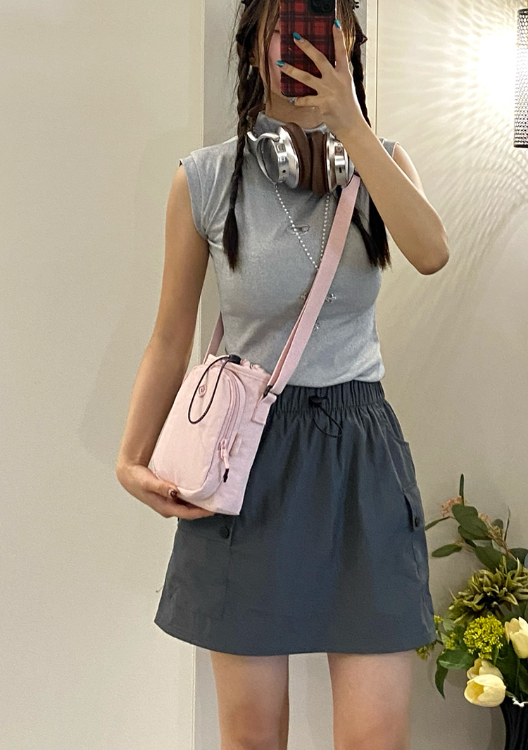 https://fulmo-img-server.com/slimshoulder/020d8258-b9f9-4e0e-b1f6-a2e9ed6d1ff2.jpg