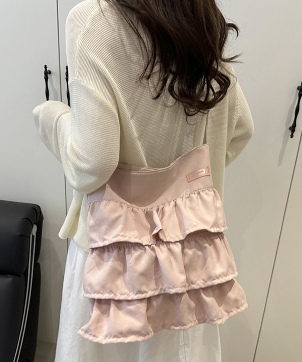 https://fulmo-img-server.com/slimshoulder/0700b594-695b-4905-848e-352a4f55b3b6.jpg