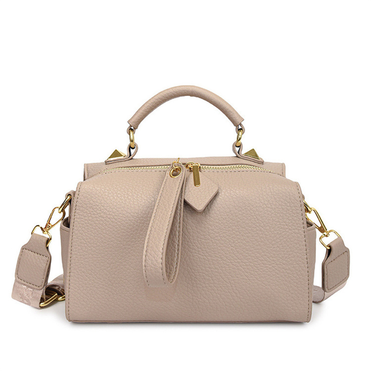 https://fulmo-img-server.com/slimshoulder/0bdddcf4-15e5-456f-bf50-a1fb6e1f5eab.jpg