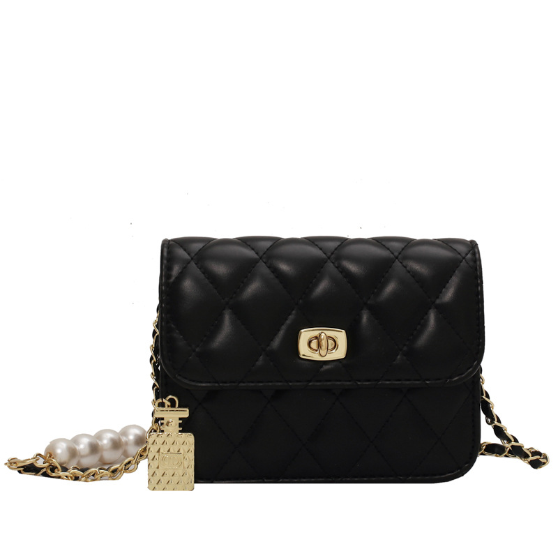  ショルダーバッグ  キルティング ミニ パール チェーン レディース