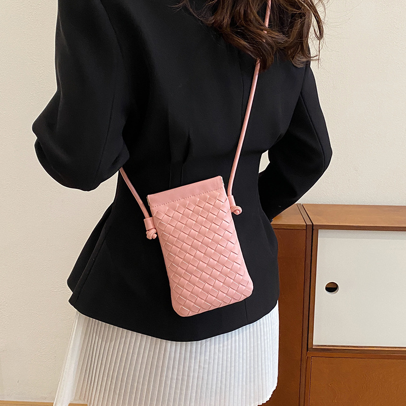 https://fulmo-img-server.com/slimshoulder/168e5829-ac43-4ebd-b898-a7c5d50c4c89.jpg