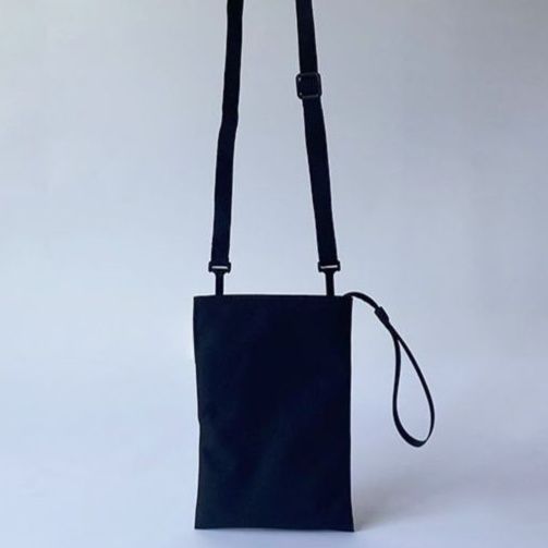 https://fulmo-img-server.com/slimshoulder/1747284984666_zvg8ijkl_y58ikcn8.jpeg