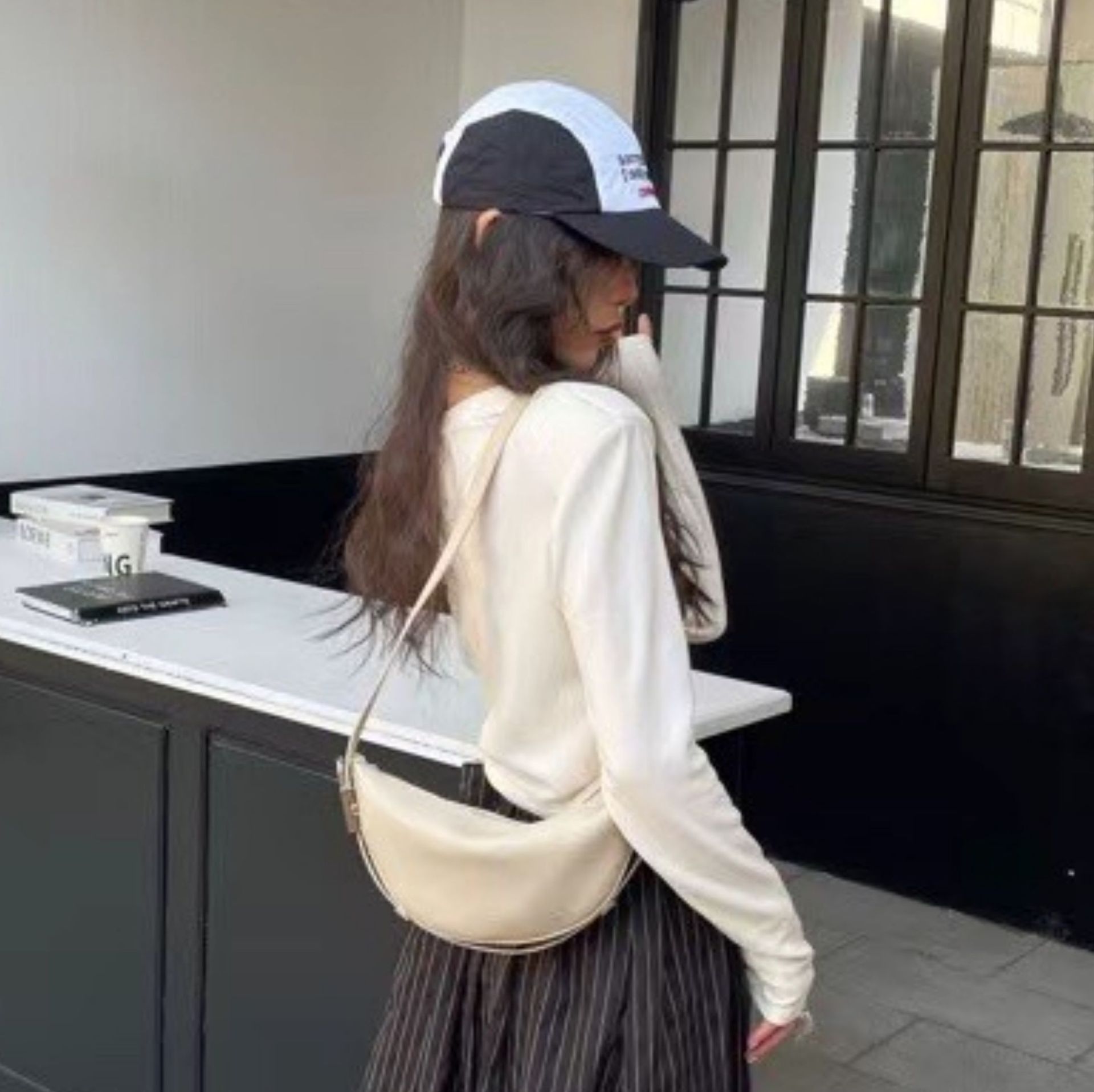 ショルダー バッグ ミニ 三日月形 ミニショルダーバッグ