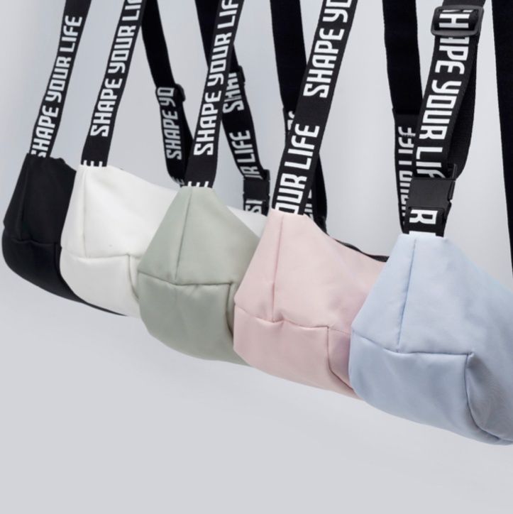 ショルダー バッグ ミニ シンプル半月形ミニポシェット