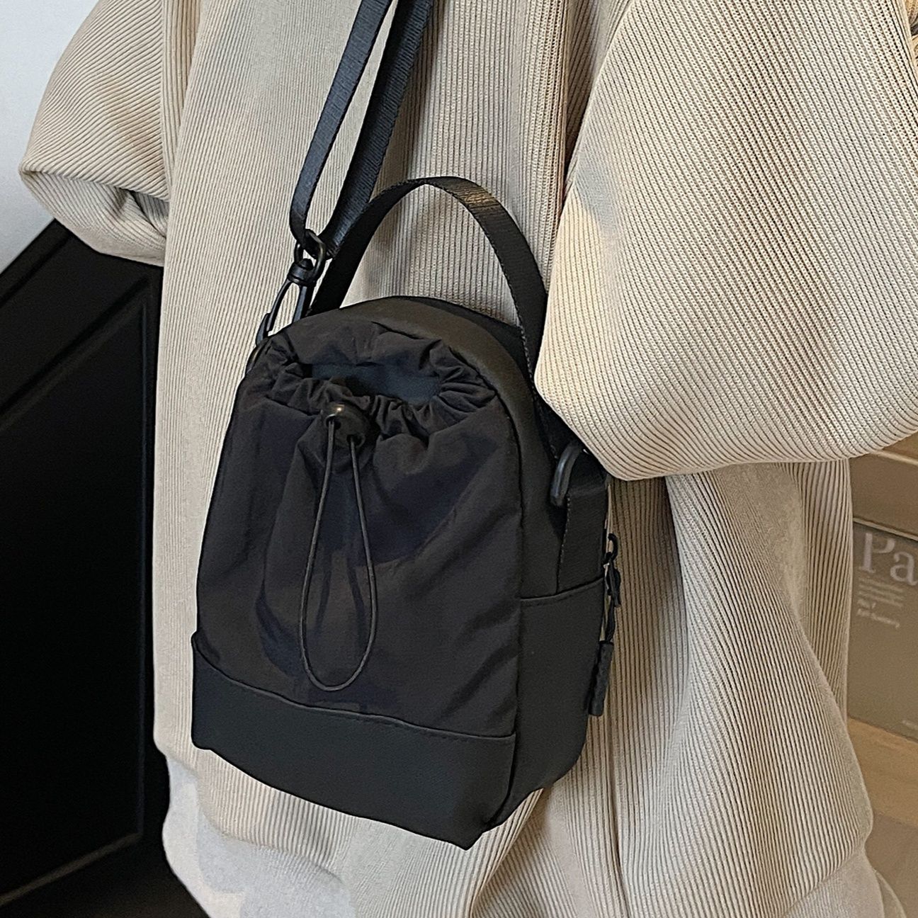 ショルダー バッグ ミニ シンプル 巾着型 ミニショルダー