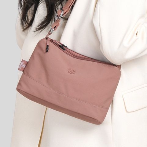 ミニ ショルダーバッグ シンプル上品ミニショルダーバッグ