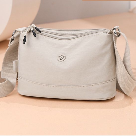 ミニ ショルダーバッグ シンプル上品ミニショルダーバッグ