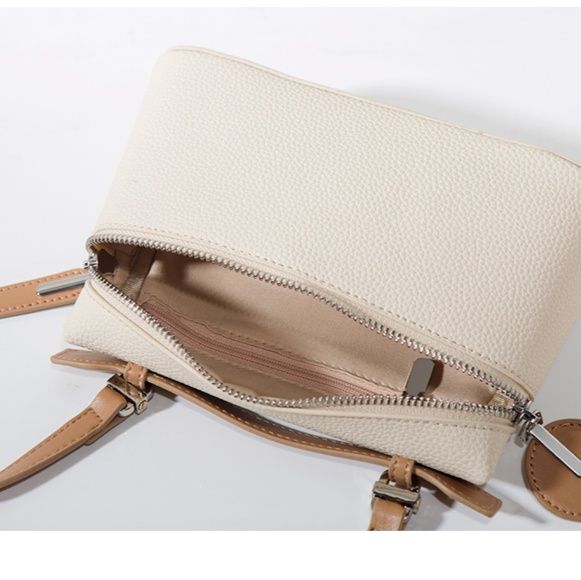 ミニ ショルダーバッグ 上品な二層式ファスナー付きミニショルダーバッグ