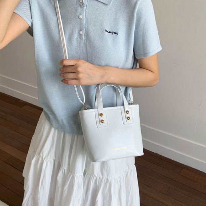 ミニ ショルダーバッグレディース  二通り 光沢合皮 韓国風 上品 鞄