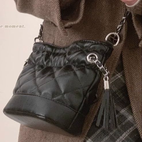 ミニ ショルダーバッグ キルティング チェーン付き レディース
