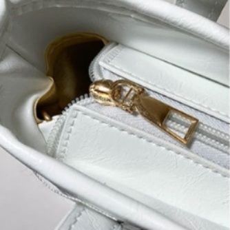 ミニ ショルダーバッグレディース  二通り 光沢合皮 韓国風 上品 鞄