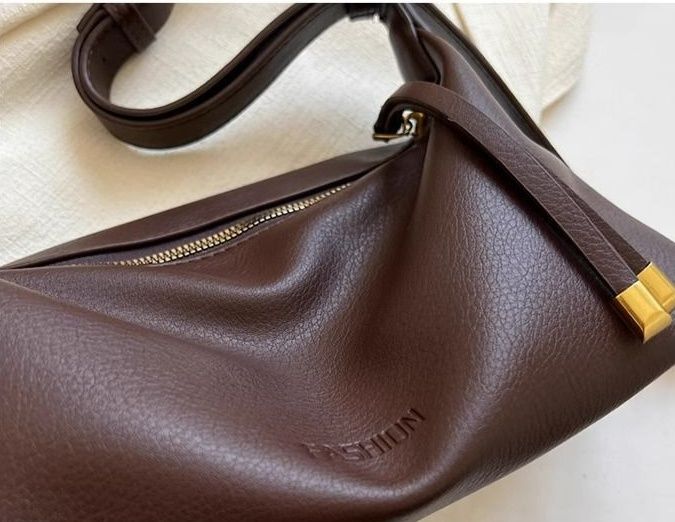 ミニ ショルダーバッグレディース三角形デザイン調節可能ストラップ