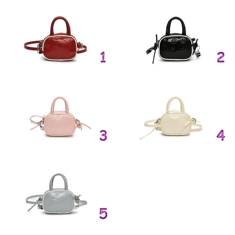 ミニ ショルダーバッグ レディース用小さめ肩掛け鞄 光沢仕上げ5色展開