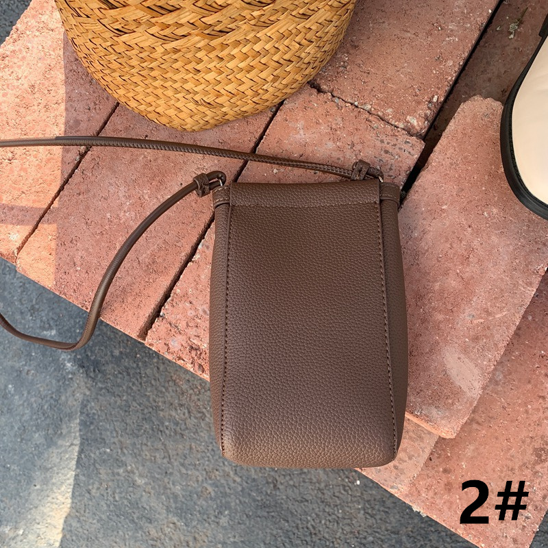 https://fulmo-img-server.com/slimshoulder/214970f5-b063-4824-ad85-0fb73d636386.jpg
