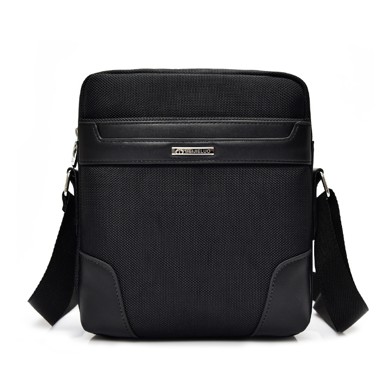 https://fulmo-img-server.com/slimshoulder/25d56c3a-f824-4021-8b55-0268b6e25d4d.jpg