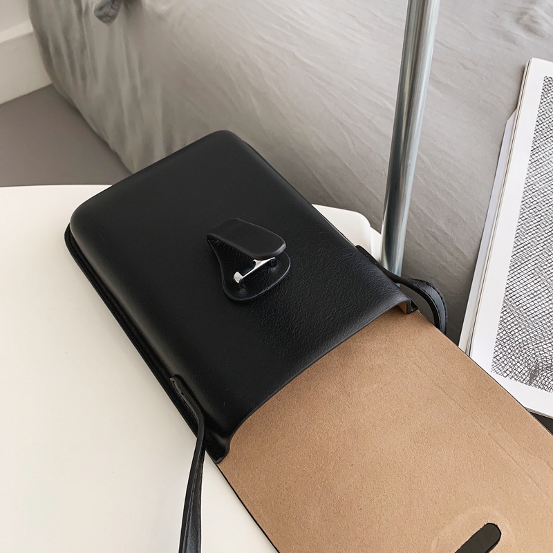 メンズミニショルダーバッグ縦型財布機能付き3色展開