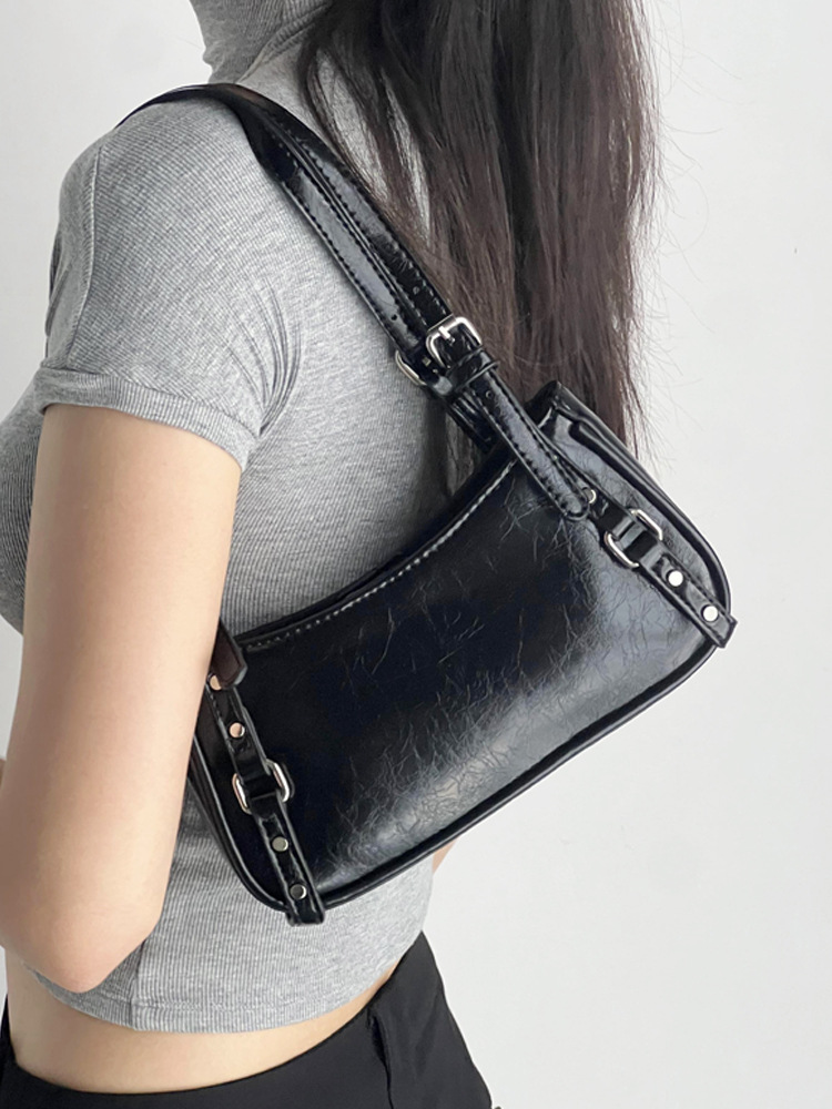 ミニ ショルダーバッグ 金属スタッズ装飾 合成皮革ミニショルダーバッグ