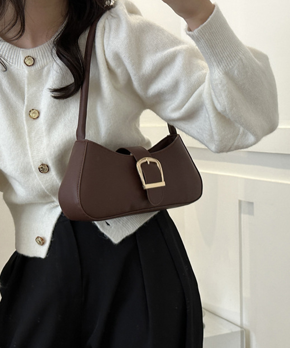 https://fulmo-img-server.com/slimshoulder/3c35a2f4-94de-430a-a127-d3fb7efb3e57.jpg