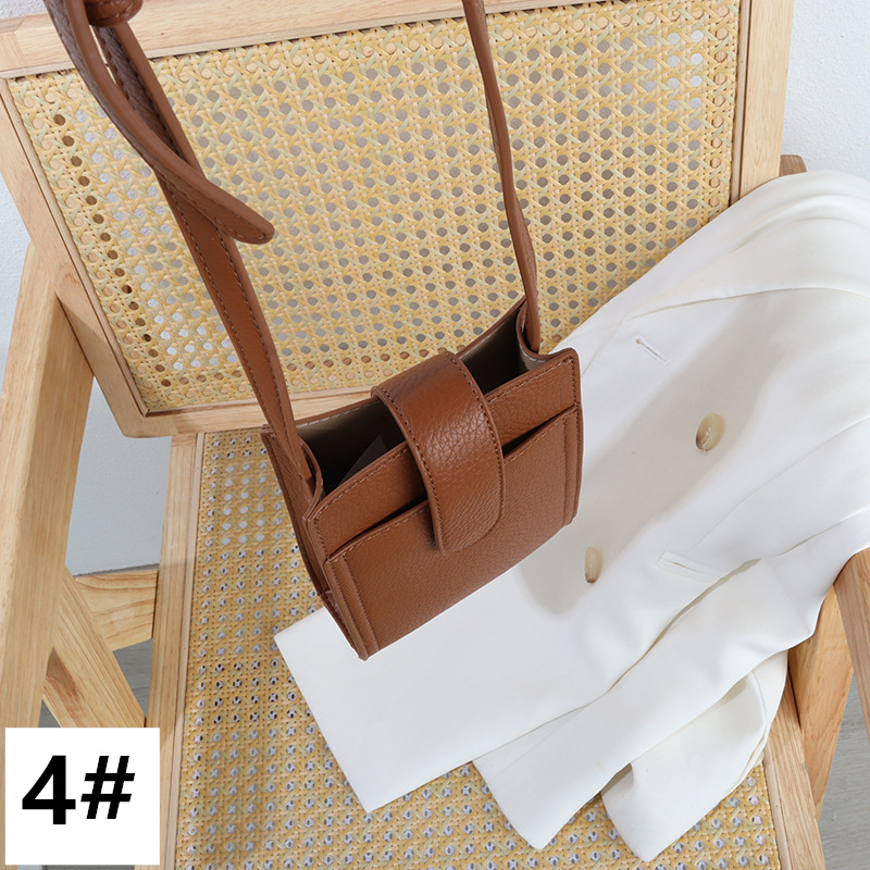 https://fulmo-img-server.com/slimshoulder/3d14ecd5-09bb-4436-9eb4-aa8116b652a6.jpg
