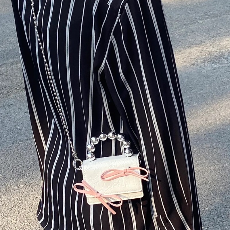 ミニ ショルダーバッグ パール持ち手リボン付き　レディース