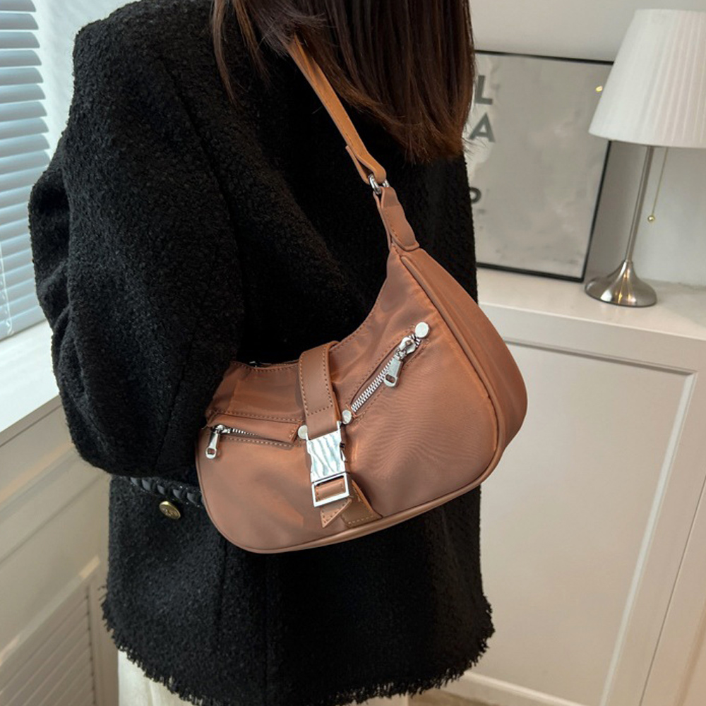 https://fulmo-img-server.com/slimshoulder/4b89444a-35a2-46d5-8542-a52230810c5c.jpg