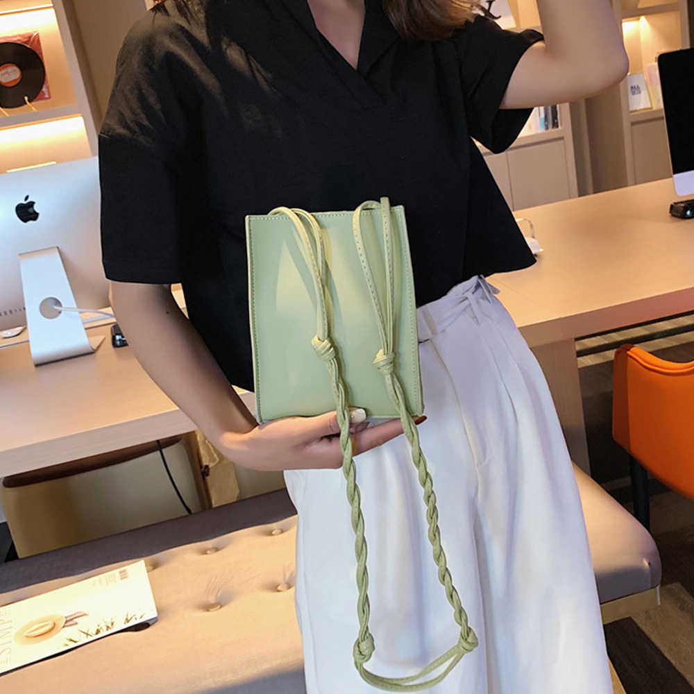 https://fulmo-img-server.com/slimshoulder/4f6b3223-8ba3-4542-8ab3-b817c8b6cece.jpg