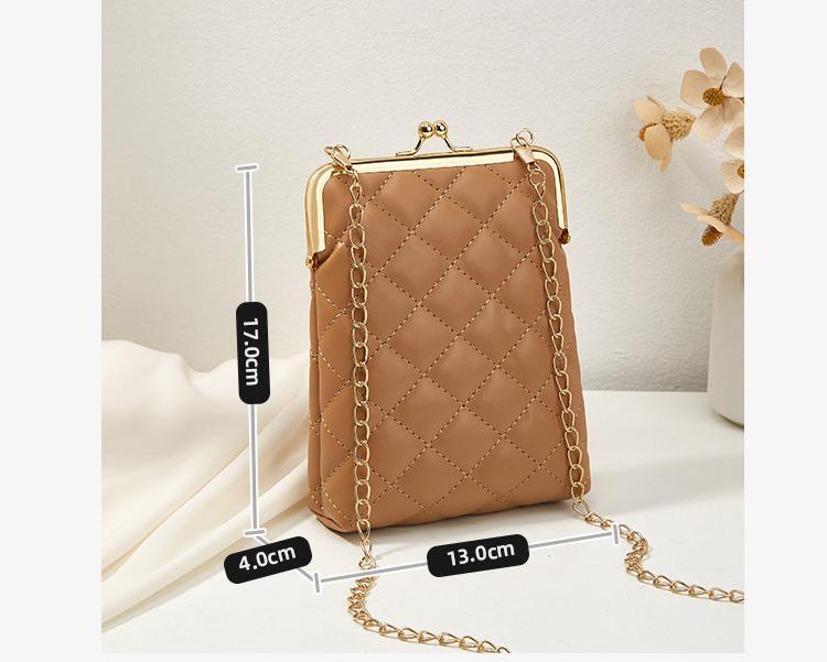 ショルダーバッグレディース キルティング ミニ  がま口 携帯電話入れ