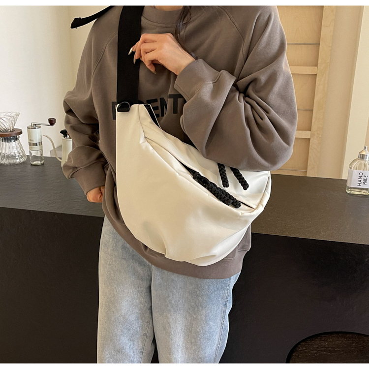 https://fulmo-img-server.com/slimshoulder/5711c722-166e-4ff1-9053-ec93fdd3f132.jpg