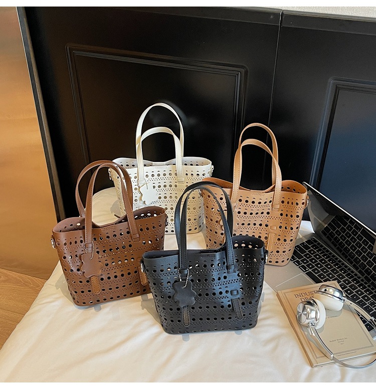 https://fulmo-img-server.com/slimshoulder/5aaf4afc-7336-4400-a838-ba41dd56e537.jpg