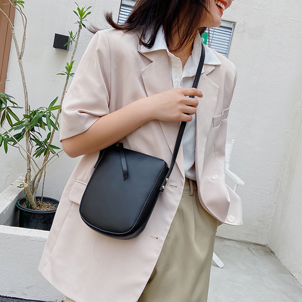 https://fulmo-img-server.com/slimshoulder/62324d17-d4a5-4aef-9a67-3b41a2284bd2.jpg