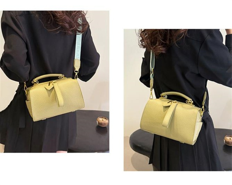 https://fulmo-img-server.com/slimshoulder/6d700ae8-b635-405a-a857-286ca81d7959.jpg