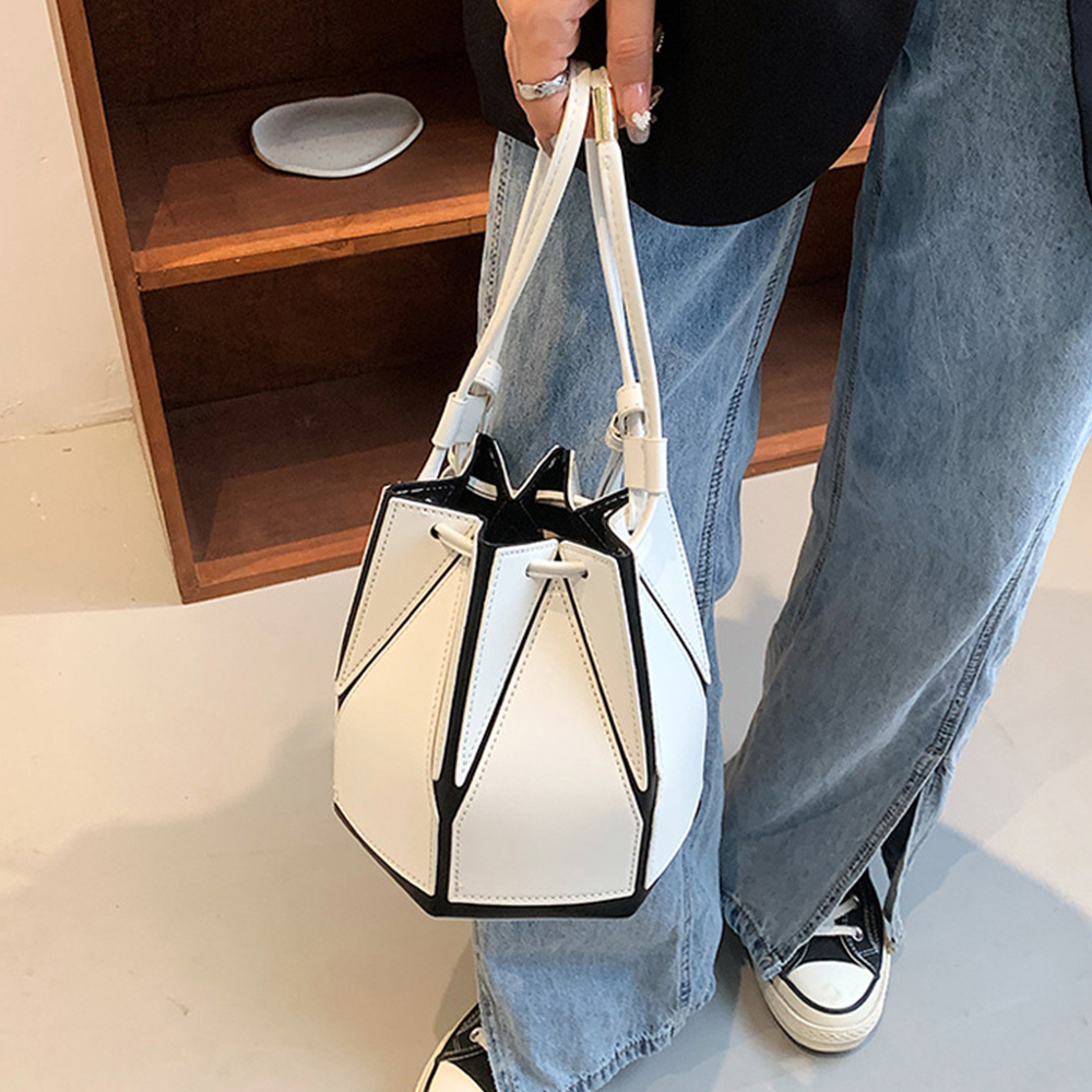 https://fulmo-img-server.com/slimshoulder/7c74b967-c516-42ab-bfc5-d8443c8b066d.jpg