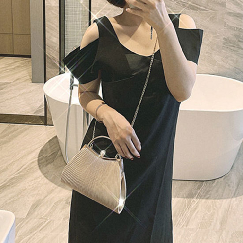 https://fulmo-img-server.com/slimshoulder/7f18699f-a58f-4fd4-b535-8f7157a07414.jpg