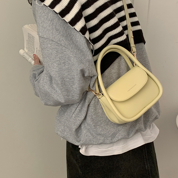 ミニ ショルダーバッグ レディース 秋冬 韓国風 小さめ 鞄