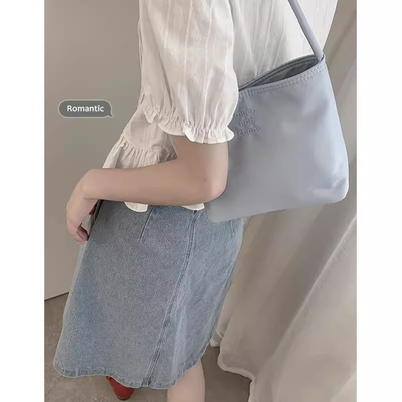 https://fulmo-img-server.com/slimshoulder/82379a5e-72d9-46da-932f-6c162bf78d4b.jpg