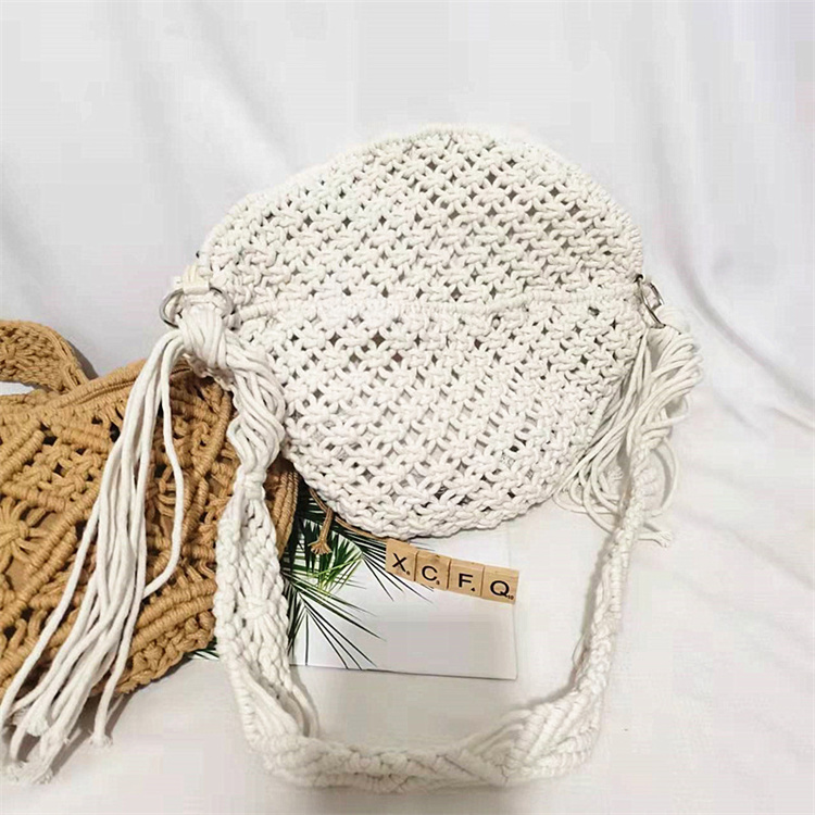https://fulmo-img-server.com/slimshoulder/8f32b668-db71-4fb4-b9ea-47d381d9bd44.jpg