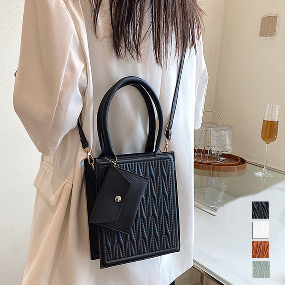 https://fulmo-img-server.com/slimshoulder/8fcb416e-59fe-4a8b-8aab-826519b8ab60.jpg