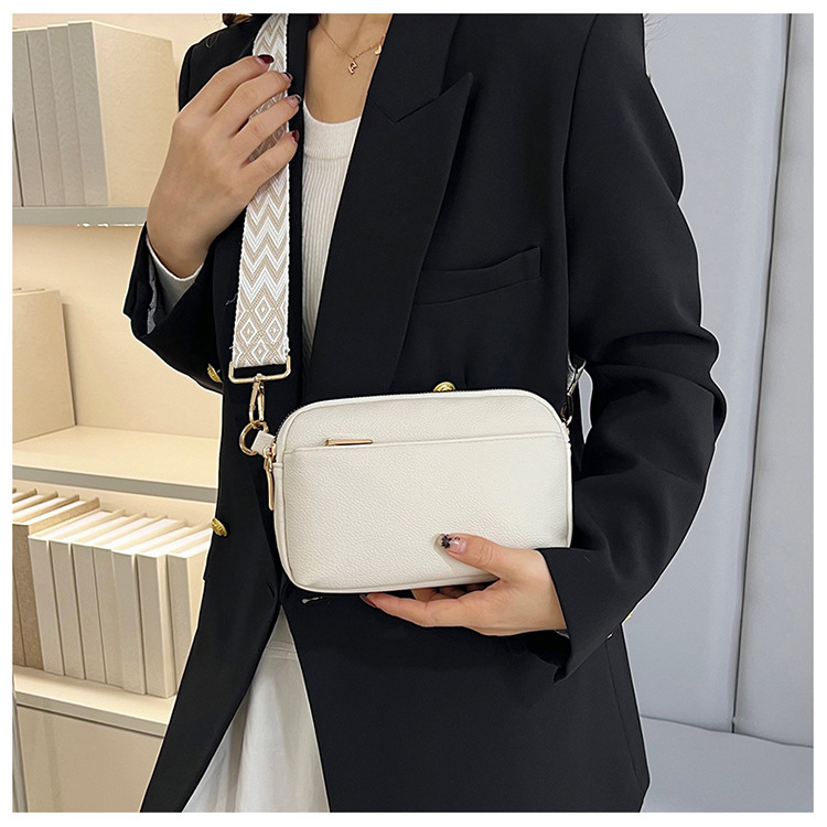 ミニ ショルダーバックレディース幾何学模様ストラップ付きコンパクト