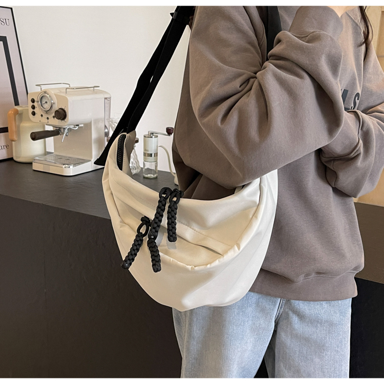 https://fulmo-img-server.com/slimshoulder/9c2627c9-c327-4c3e-b91a-ba7499d1c451.jpg