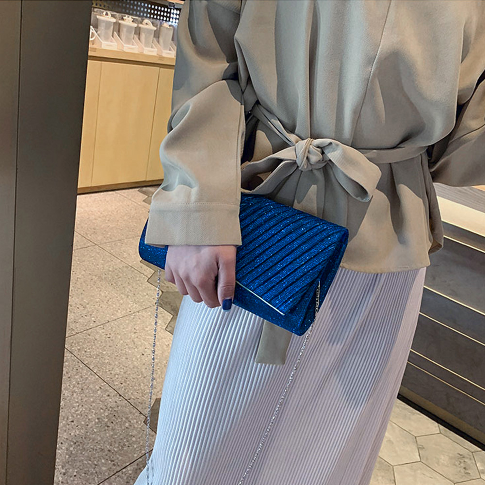 https://fulmo-img-server.com/slimshoulder/a19d373d-f0e7-4b9c-b351-d6b1fde02cae.jpg