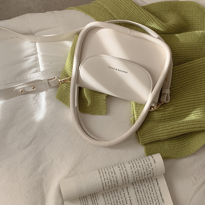 ミニ ショルダーバッグ レディース  秋冬 韓国風 小さめ 鞄