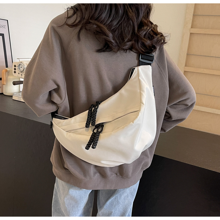 https://fulmo-img-server.com/slimshoulder/ad2ae012-940b-4a32-8fa3-2fbf46c57d33.jpg