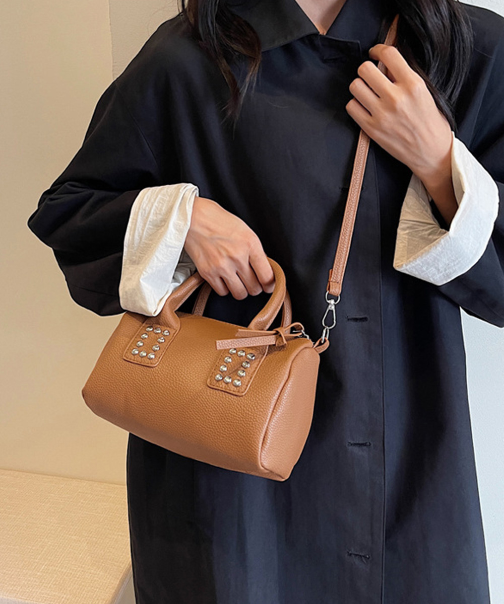 https://fulmo-img-server.com/slimshoulder/ae8716b3-df2d-4b31-93bd-e8ecb7e9d156.jpg