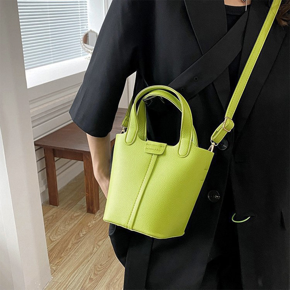 https://fulmo-img-server.com/slimshoulder/b29c8e74-c3d9-463e-896a-cb6ee9f1265a.jpg